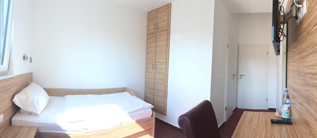 Hotel Garten Bonn Habitación foto